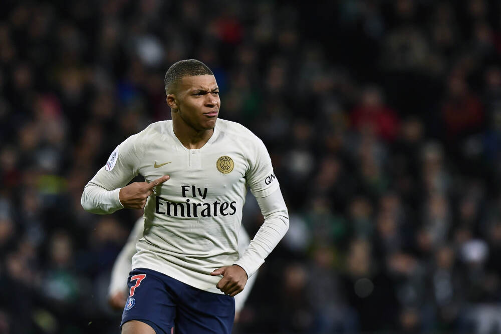 “私募魔女”李蓓：房地产市场大概率两个季度内见底